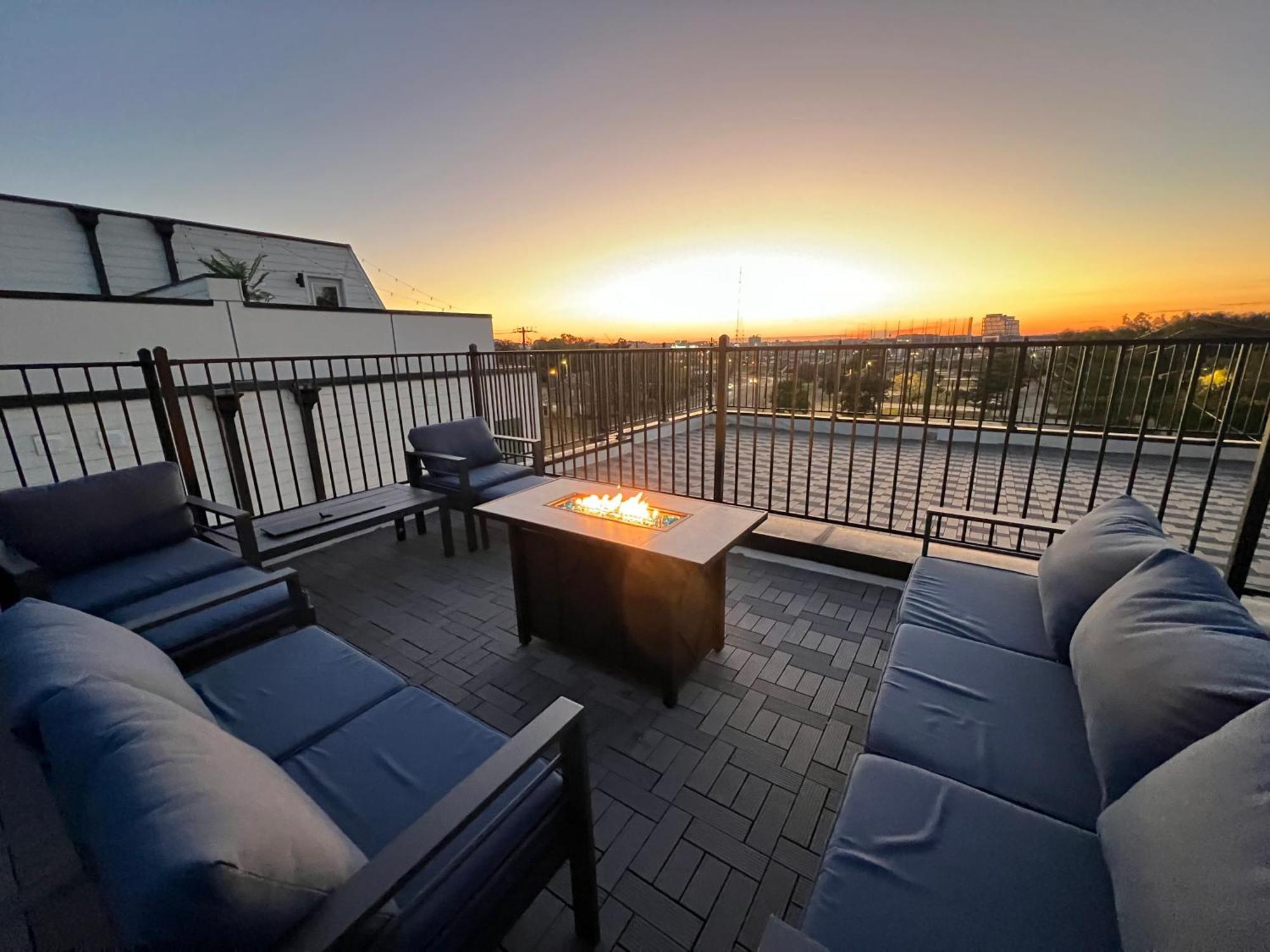 New Elevations Rooftop 5 Min To Downtown Nash Νάσβιλ Εξωτερικό φωτογραφία